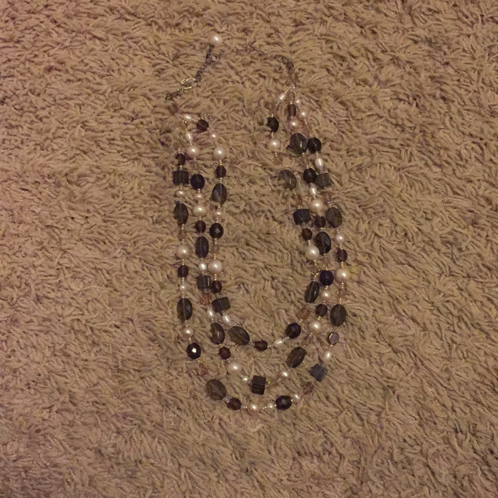 Classy Layer Necklace - Picture 2 of 4